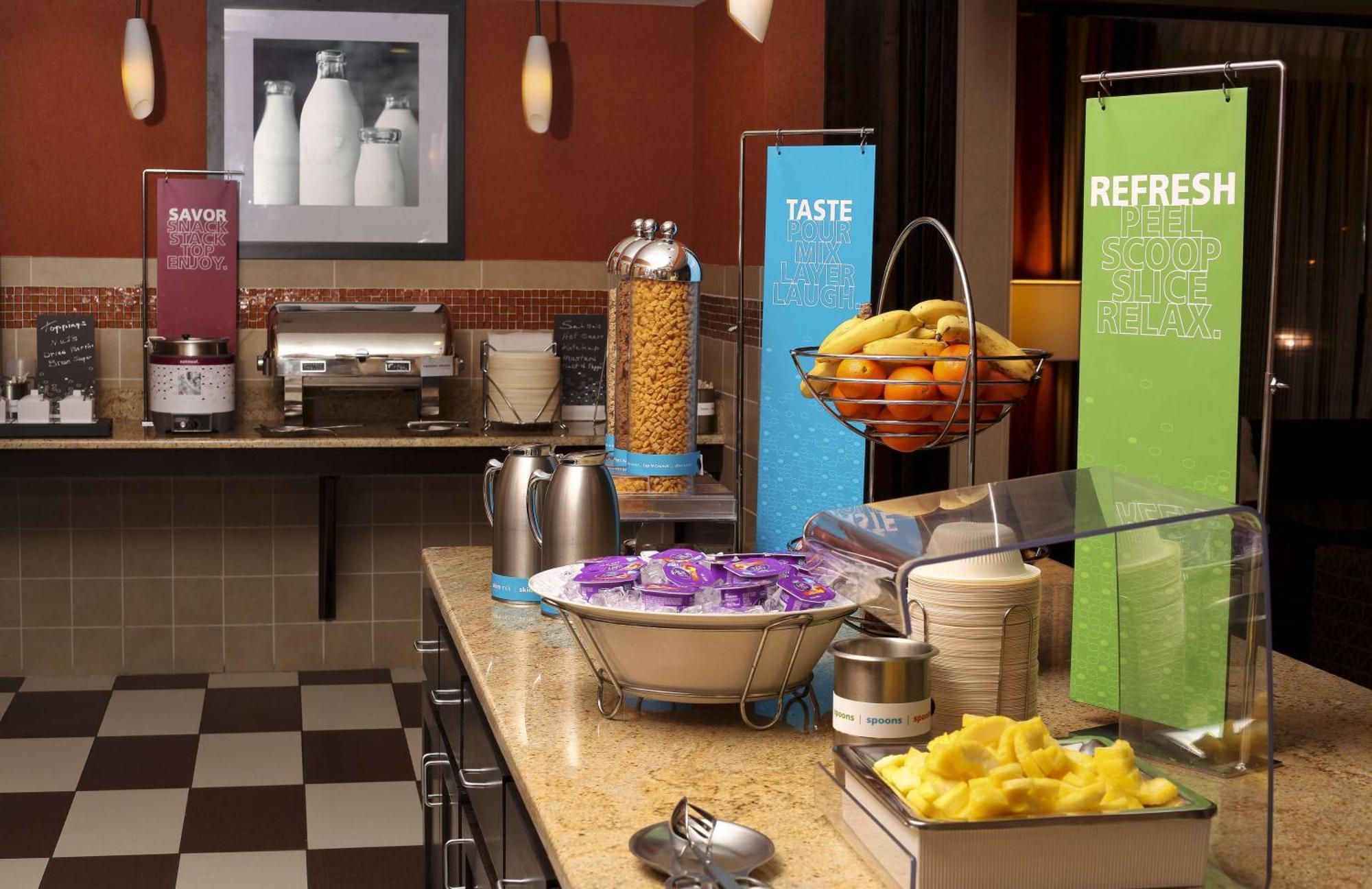 Hampton Inn & Suites Fargo Medical Center Zewnętrze zdjęcie