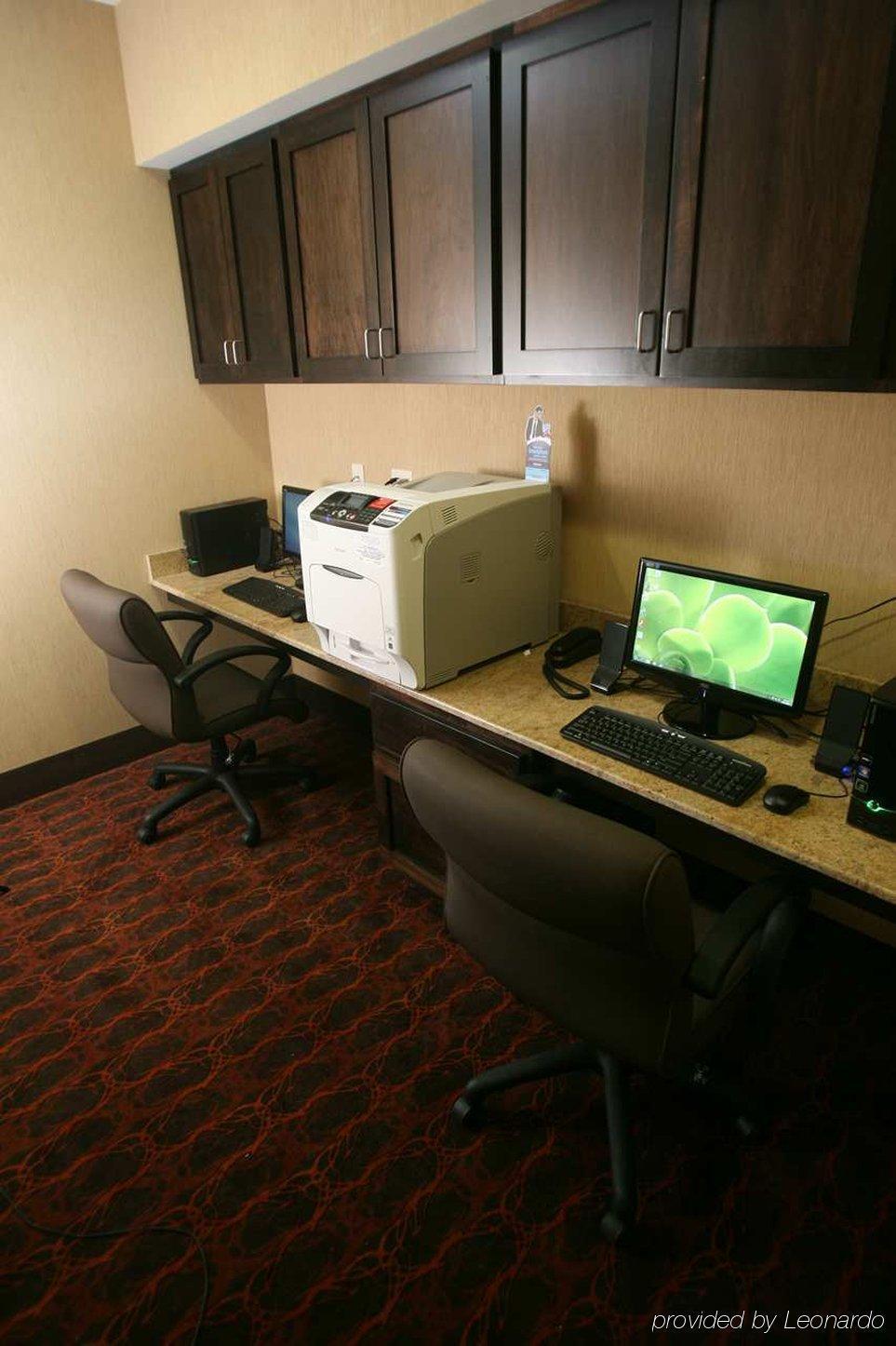 Hampton Inn & Suites Fargo Medical Center Zaplecze biznesowe zdjęcie